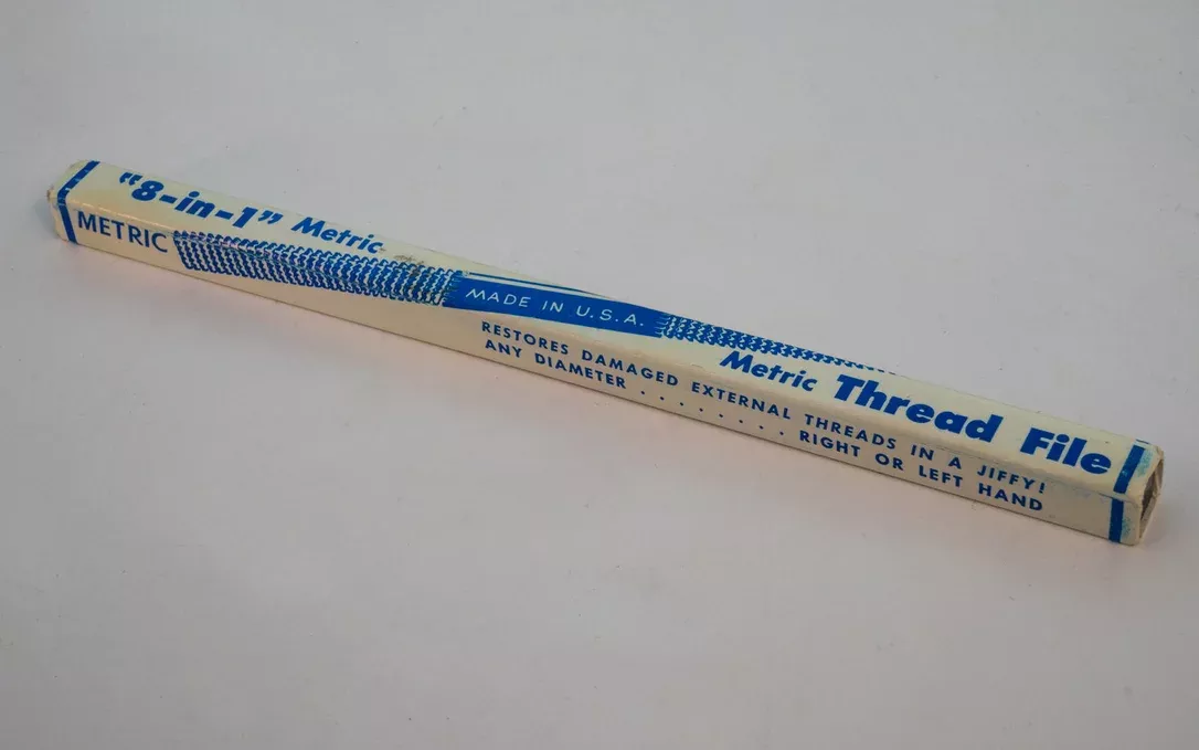 "8-in-1" Metric Thread File