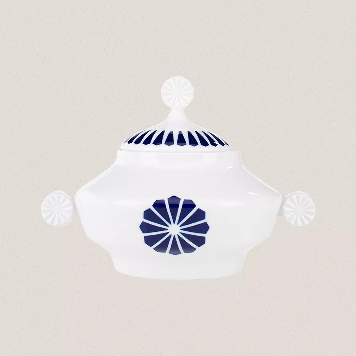 Tureen Estrela